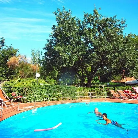 Village Il Paese Di Ciribi Feriehus *