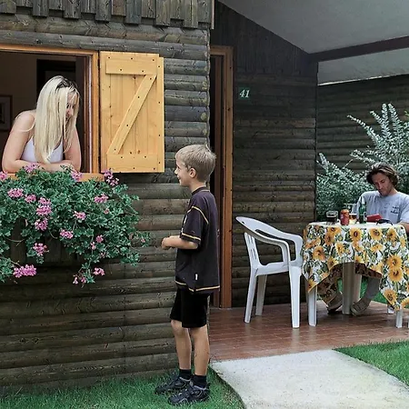 Village Il Paese Di Ciribi Feriehus Ceriale